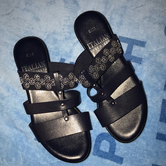 Italian Shoemakers Shoes - Italian shoemakers black and silver sandals 5.5